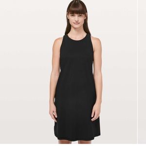 Lululemon early morning dress